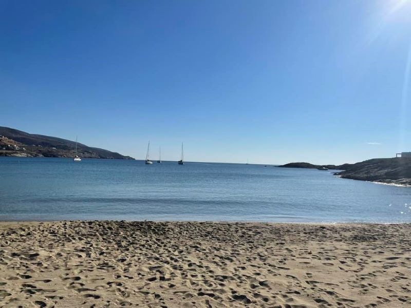 Ο ΜΙΚΡΟΣ ΜΟΥ Ο ΘΑΝΑΤΟΣ ΣΤΗΝ ΑΜΜΟΥΔΙΑ ΤΗΣ ΜΝΗΜΗΣ